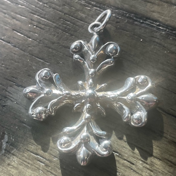 Sterling silver Christmas cross - Picture 7 of 7